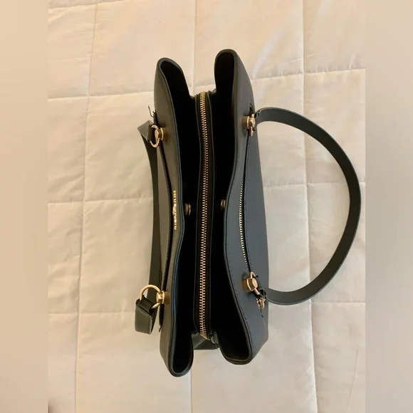 Anne Klein Black Shoulder Bag - Picture 5 of 13